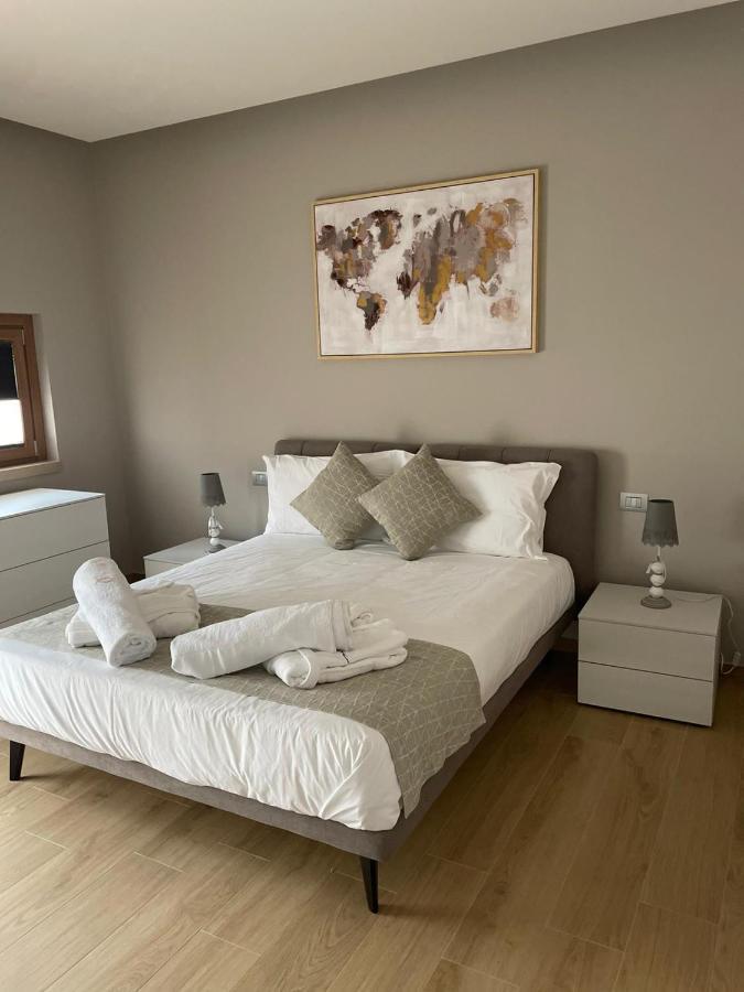 Notti O' Tunn Luxury Rooms In Centro Geraci Siculo Exteriör bild