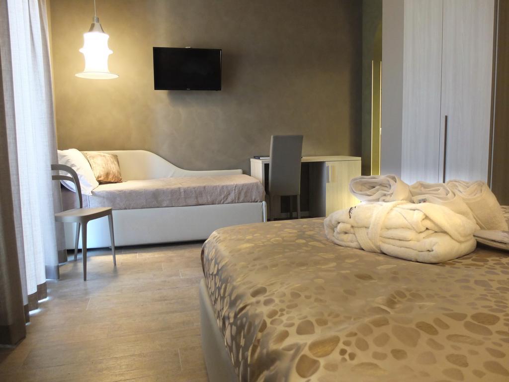 Notti O' Tunn Luxury Rooms In Centro Geraci Siculo Exteriör bild