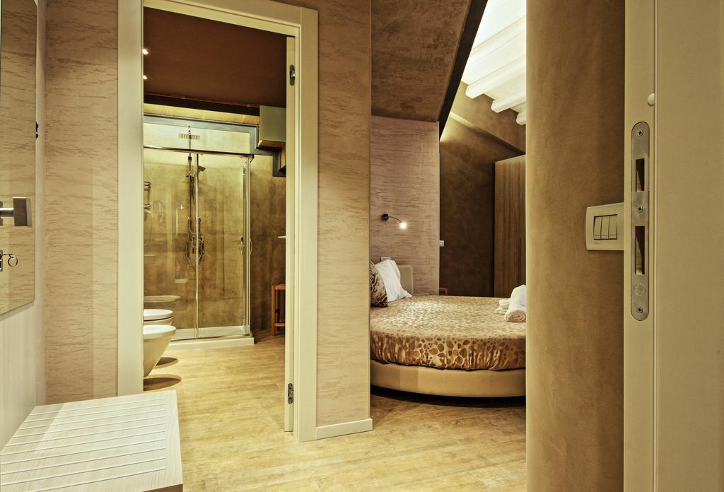 Notti O' Tunn Luxury Rooms In Centro Geraci Siculo Exteriör bild