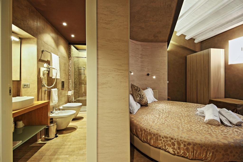 Notti O' Tunn Luxury Rooms In Centro Geraci Siculo Exteriör bild